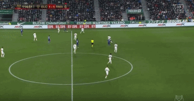 欧冠杯16强次回合｜ 客场反扑逆转里尔 多特闯8强悲喜交加